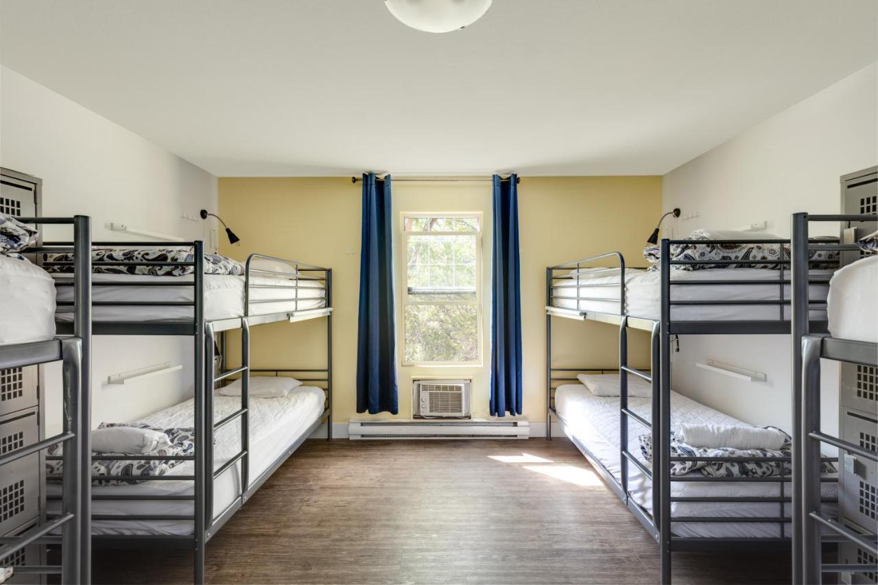 Hi Kelowna Hostel Eksteriør bilde
