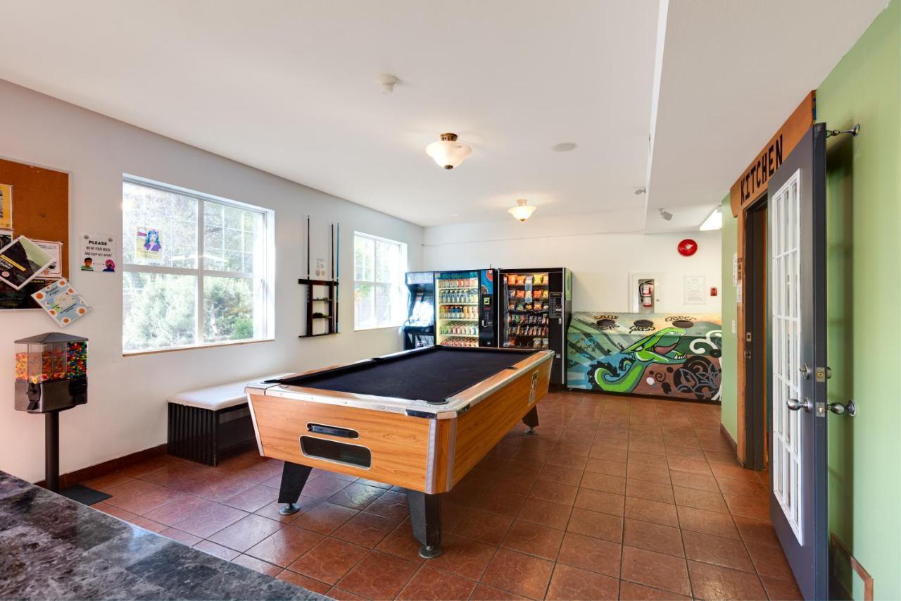 Hi Kelowna Hostel Eksteriør bilde
